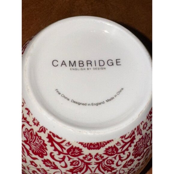 Cambridge "Love & Friendship" Fine China Mug Red & White Floral Design - Picture 3 of 5